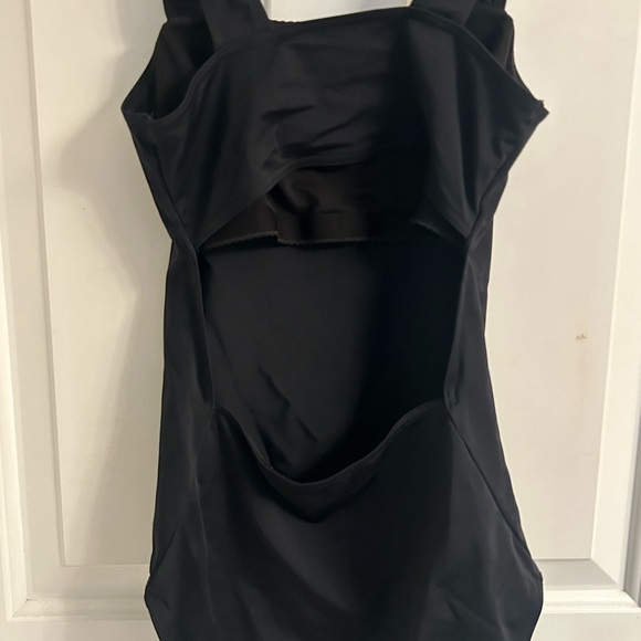 Balera Black Wide Strap Camisole Leotard - Picture 9 of 10